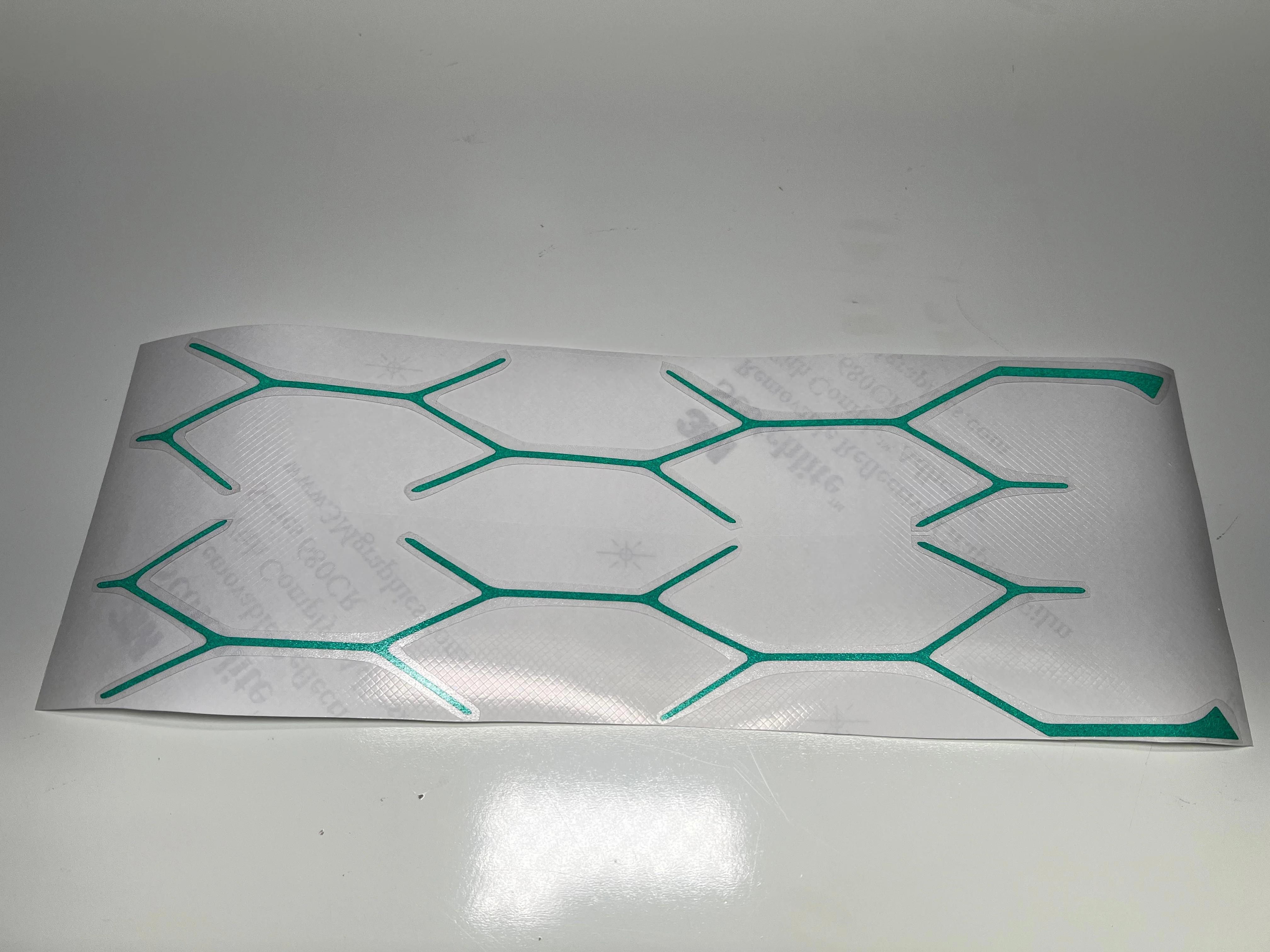 2018-2020 HONDA ACCORD 3M REFLECTIVE HONEYCOMB GRILL - Image 4