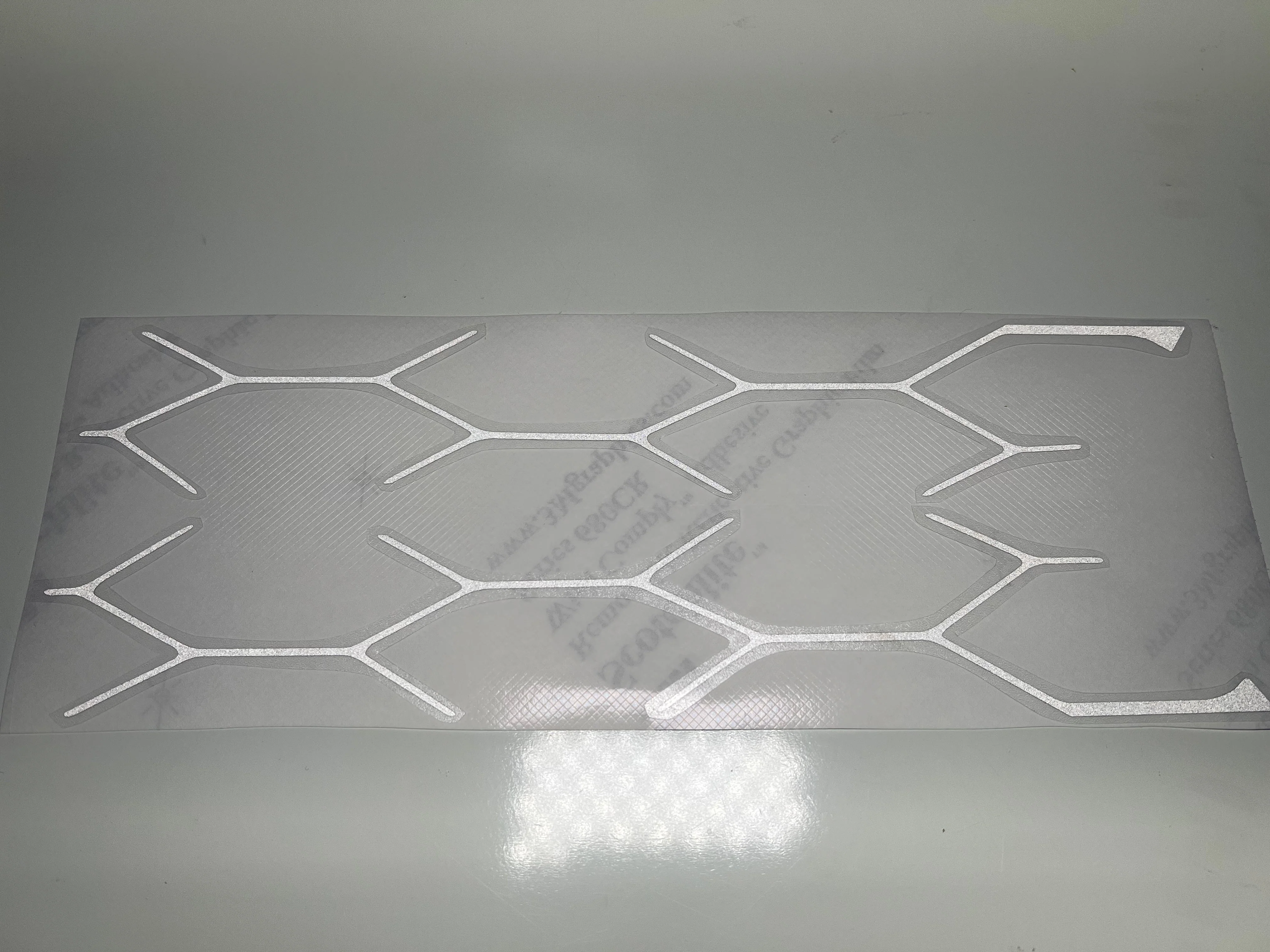 2018-2020 HONDA ACCORD 3M REFLECTIVE HONEYCOMB GRILL - Image 6