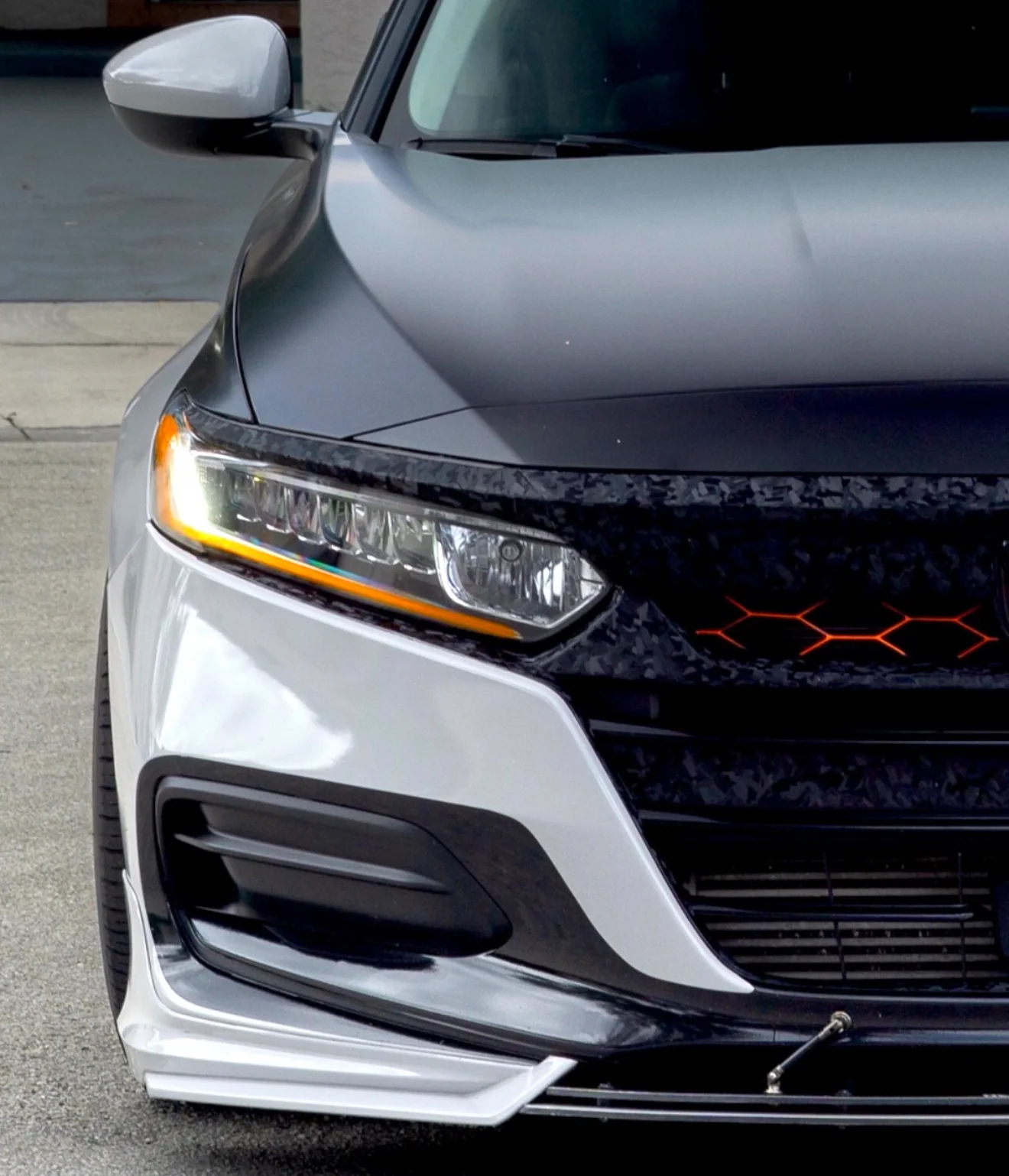 2018-2020 HONDA ACCORD FORGED CARBON FIBER OVERLAY CHROME DELETE GRILL COMPLETE - Image 27