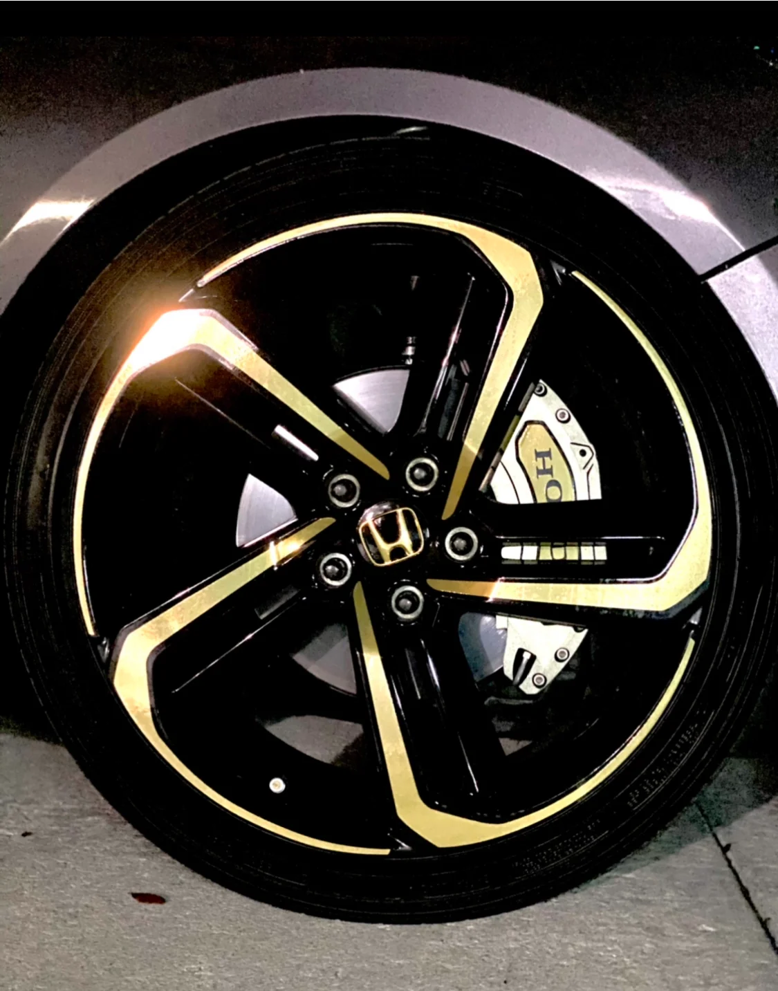 2018-2022 HONDA ACCORD SPORT WHEEL OVERLAY CHROME DELETE - Image 4