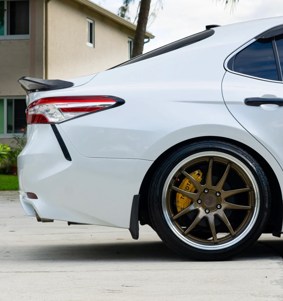 2018-2026 TOYOTA CAMRY SE REFLECTIVE CALIPER COVERS - Image 13