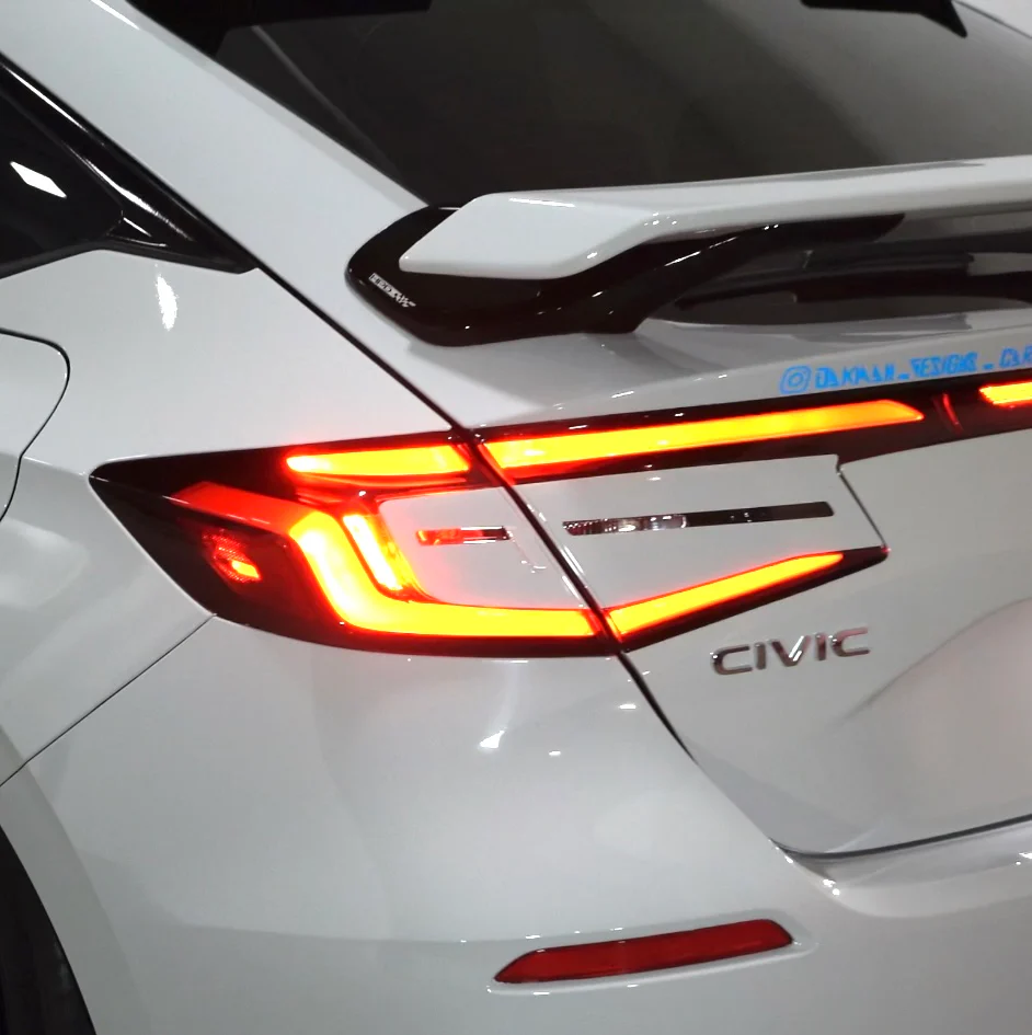 2022-2026 Honda Civic Hatchback Pearl White Reverse Brake Tail Light overlay