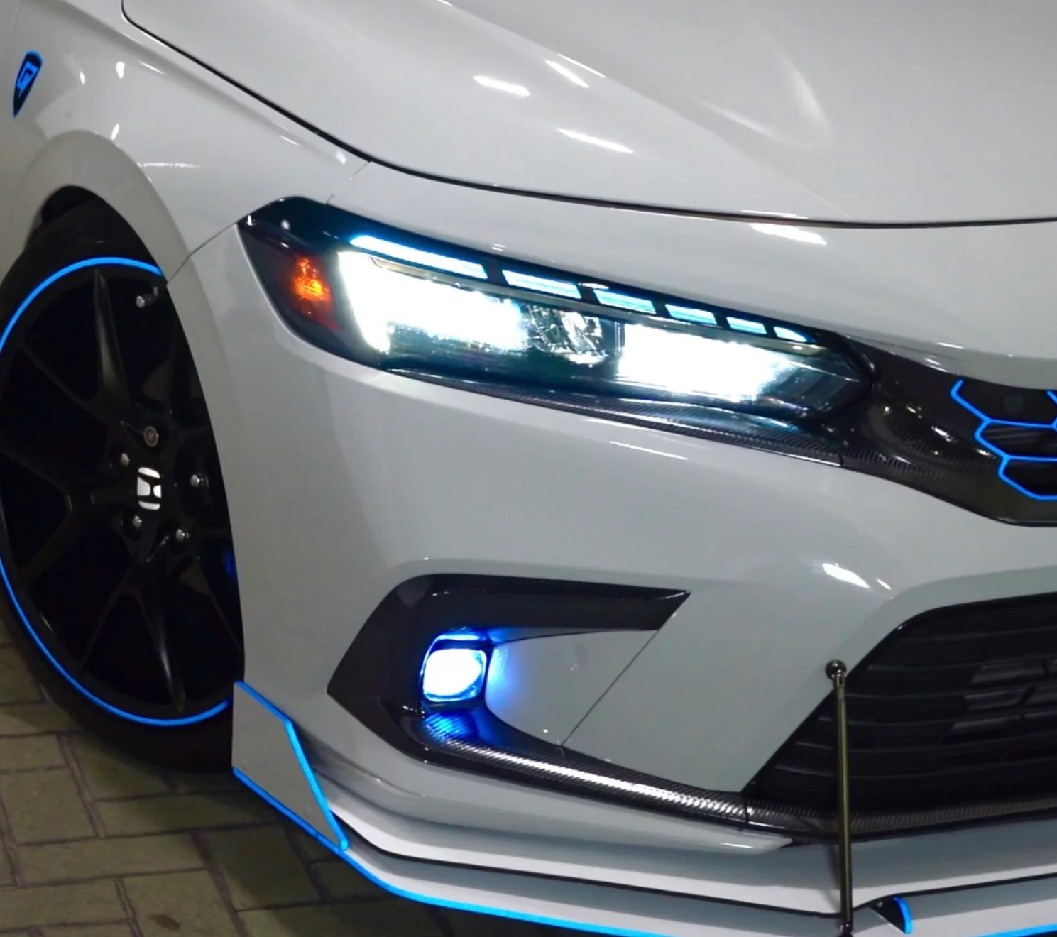 2022-2026 HONDA CIVIC MATRIX GLOSS BLACK HEADLIGHT DRL, FOGS & REFLECTOR TINT - Image 36