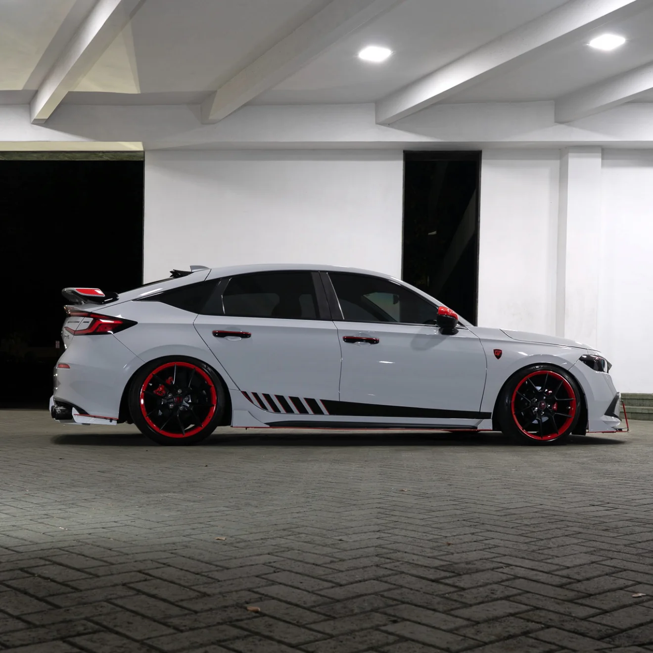 2023-2026 HONDA CIVIC TYPE R FL5 WHEEL REFLECTIVE OVERLAY RIM SKINS - Image 6