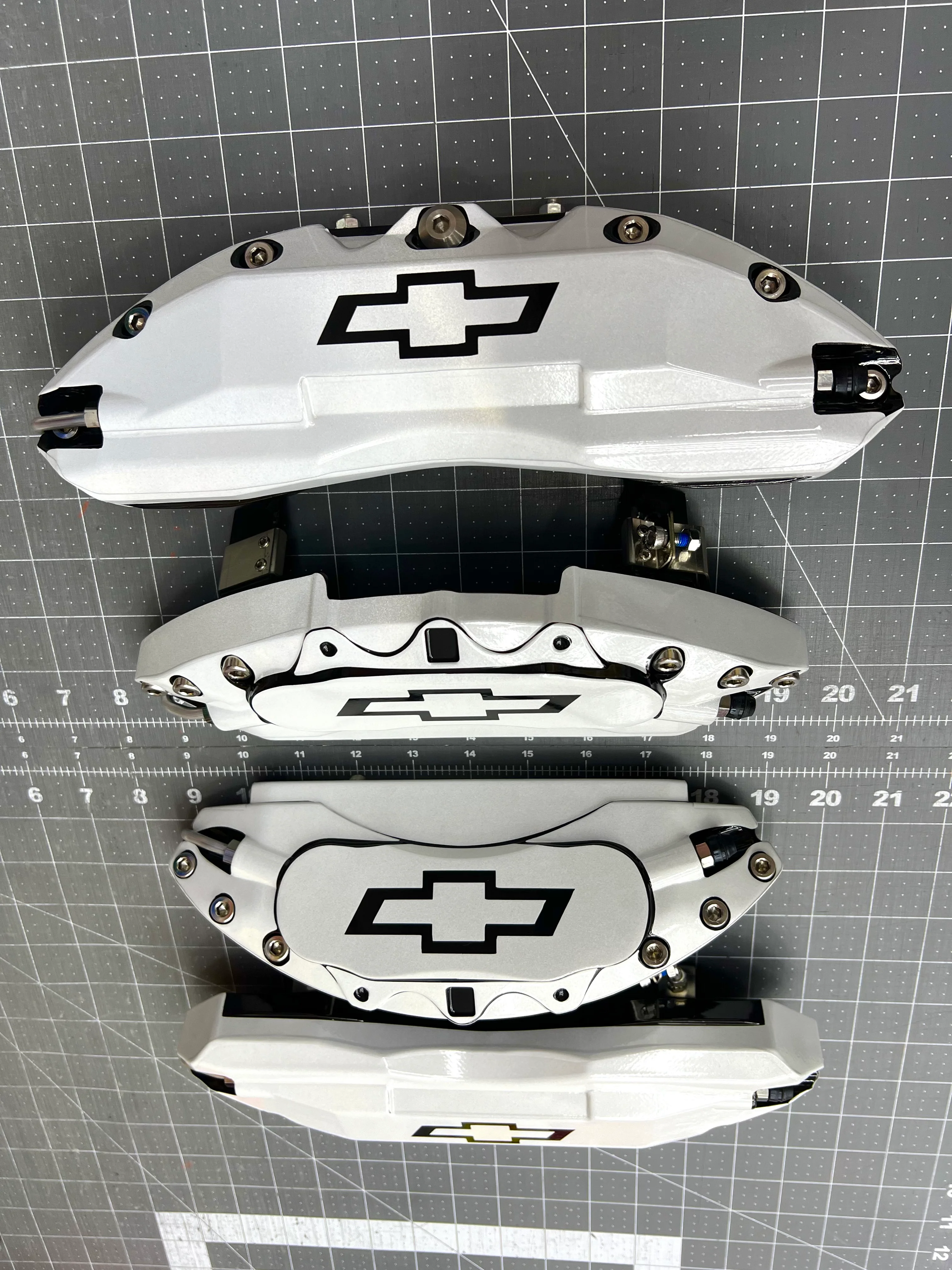 2021-2025 5TH GEN CHEVY TAHOE REFLECTIVE CALIPER COVERS - Image 3